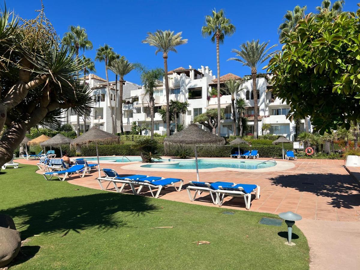 Alcazaba Beach Estepona Exterior photo